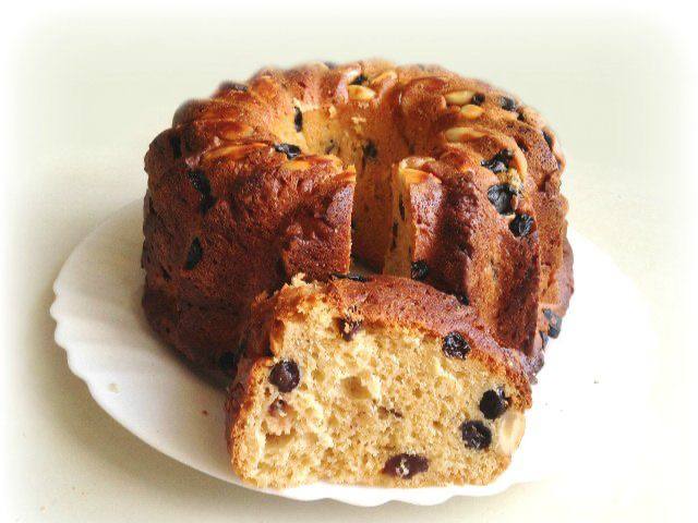 Воздушный кекс с изюмом