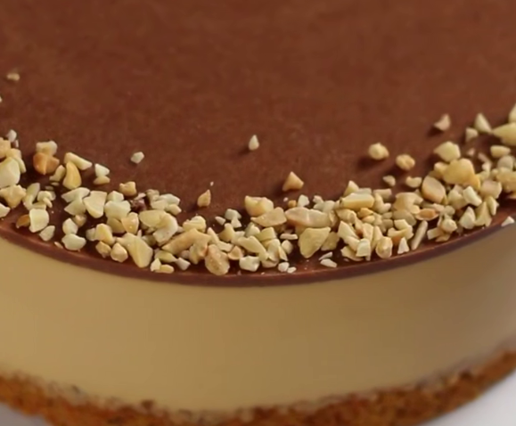 Муссовый торт с варёной сгущенкой