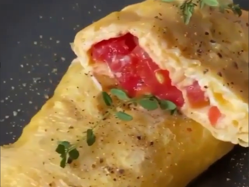 Яичный ролл на завтрак